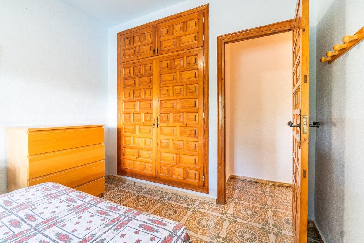 4 bedroom Villa for sale in Pinar de Campoverde with pool garage - € 430,000 (Ref: 9300321)