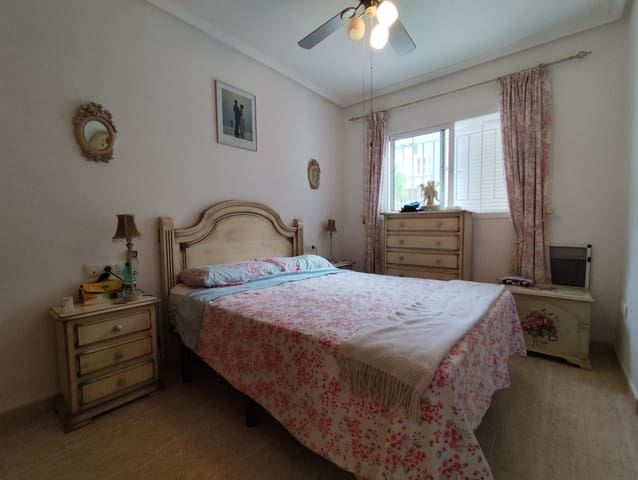 2 slaapkamer Appartement te koop in Playa Flamenca, Orihuela met zwembad - € 219.000 (Ref: 9300323)