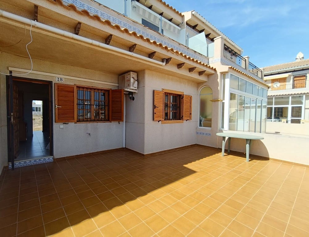 3 bedroom Apartment for sale in Torrevieja with pool garage - € 215,000 (Ref: 9300324)