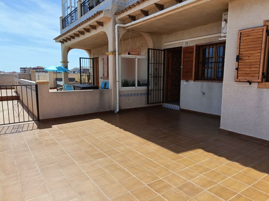 3 bedroom Apartment for sale in Torrevieja with pool garage - € 215,000 (Ref: 9300324)