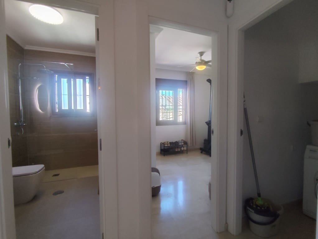 3 soverom Hus til salgs i Villamartin med svømmebasseng - € 258 000 (Ref: 9300325)