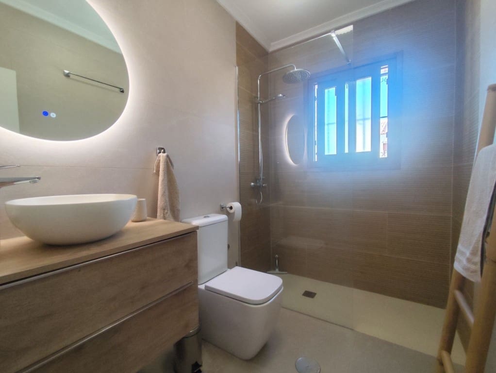 3 soverom Hus til salgs i Villamartin med svømmebasseng - € 258 000 (Ref: 9300325)