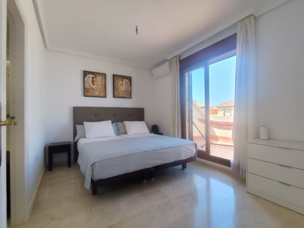 3 soverom Hus til salgs i Villamartin med svømmebasseng - € 258 000 (Ref: 9300325)