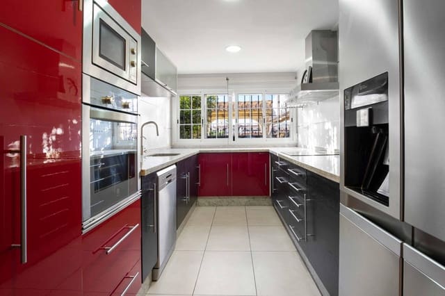 5 quarto Moradia para venda em Playa Flamenca, Orihuela com piscina garagem - 350 000 € (Ref: 9317154)