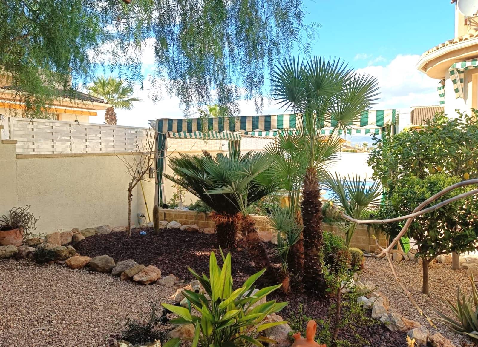 5 slaapkamer Villa te koop in Benijofar met zwembad garage - € 498.000 (Ref: 9332879)