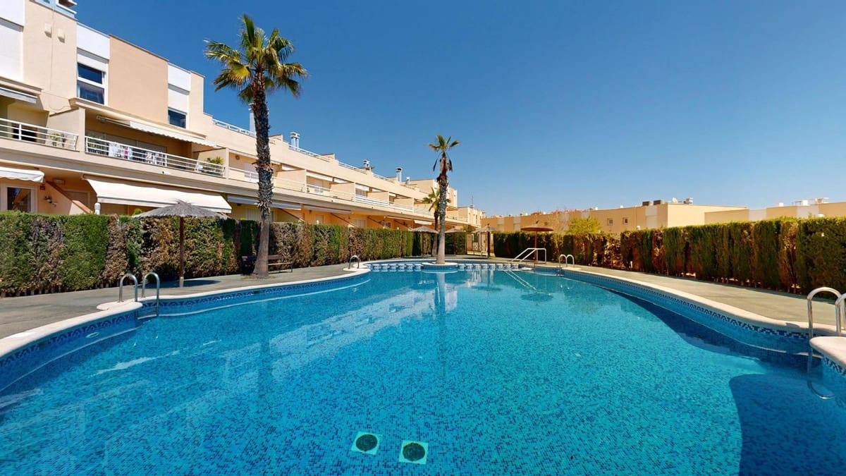 2 sovrum Lägenhet till salu i Cabo Roig med pool garage - 259 000 € (Ref: 9332880)