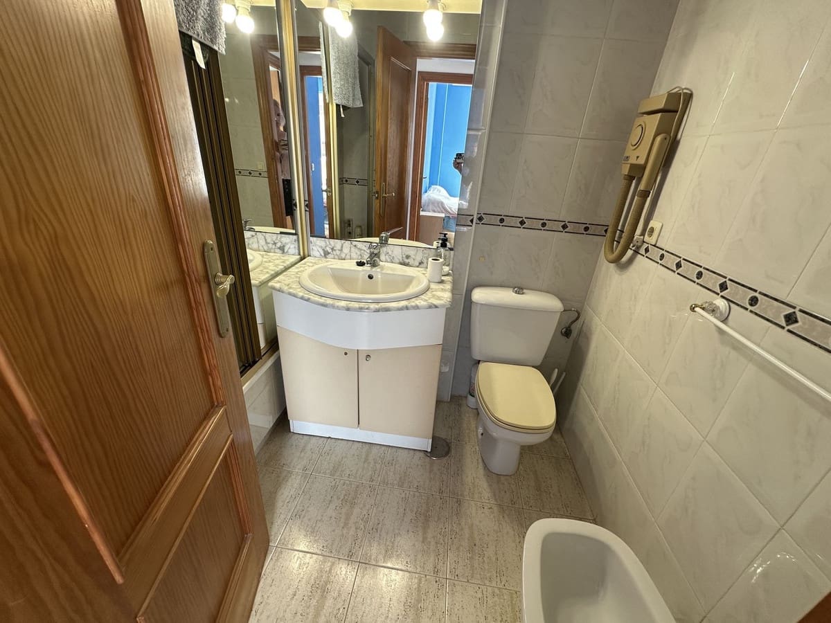 3 sypialnia Dom na sprzedaż w Torrevieja z basenem - 209 900 € (Ref: 9337250)