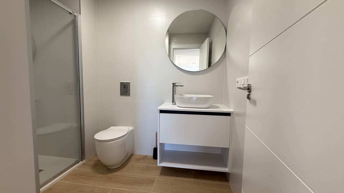 2 makuuhuone Kattohuoneisto myytävänä paikassa Villamartin mukana 
autotalli - 339 900 € (Ref: 9337259)