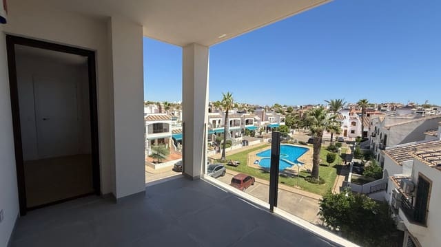 2 bedroom Penthouse for sale in Villamartin, Orihuela with garage - € 339,900 (Ref: 9337259)