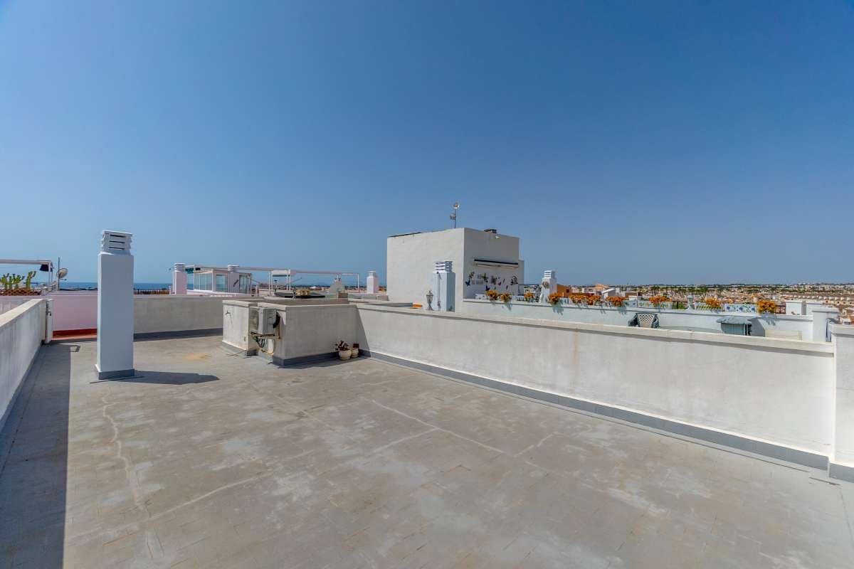 2 soveværelse Penthouse til salg i Playa Flamenca med swimmingpool - € 146.000 (Ref: 9337263)