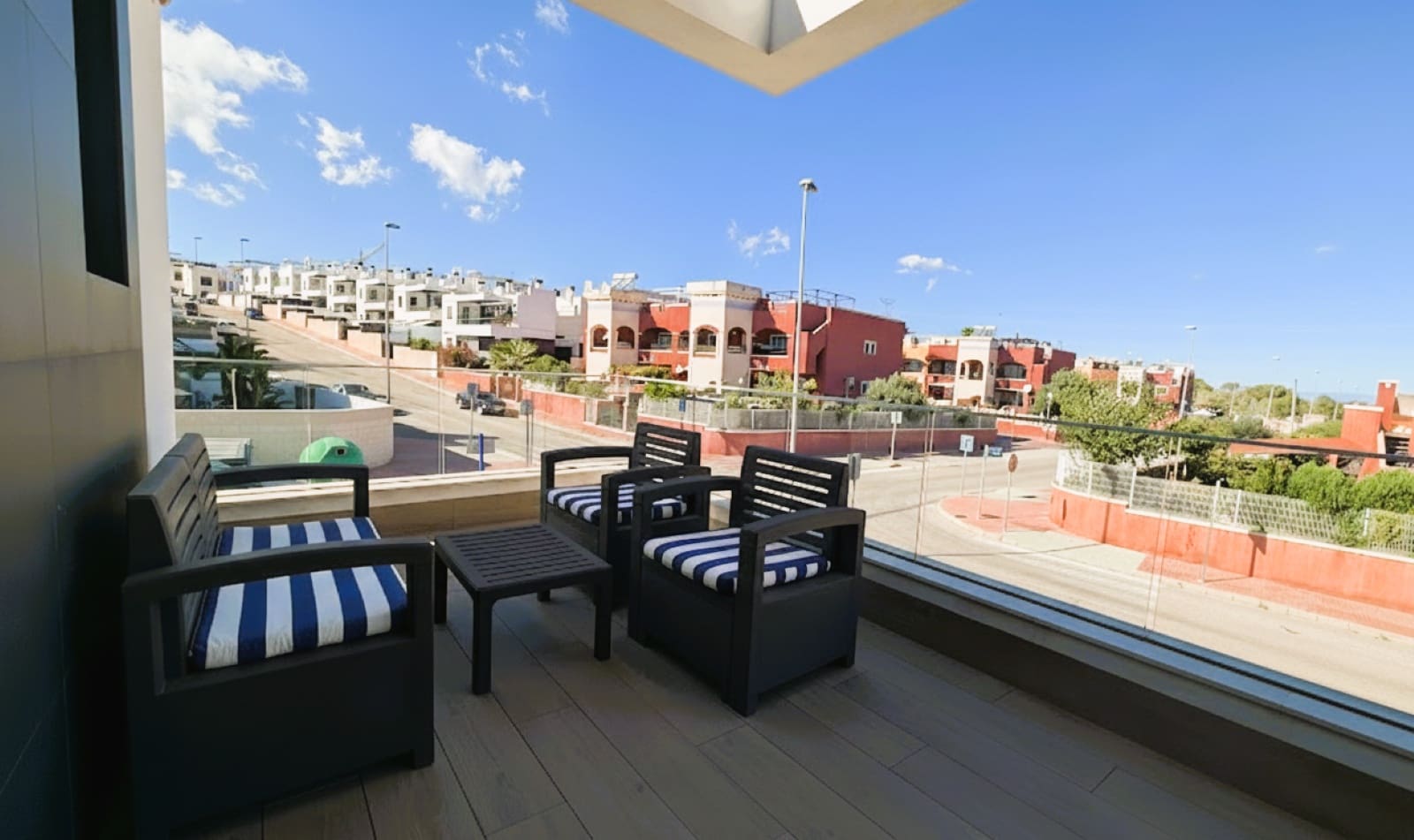 3 bedroom Villa for sale in Villamartin with pool - € 424,950 (Ref: 9358826)