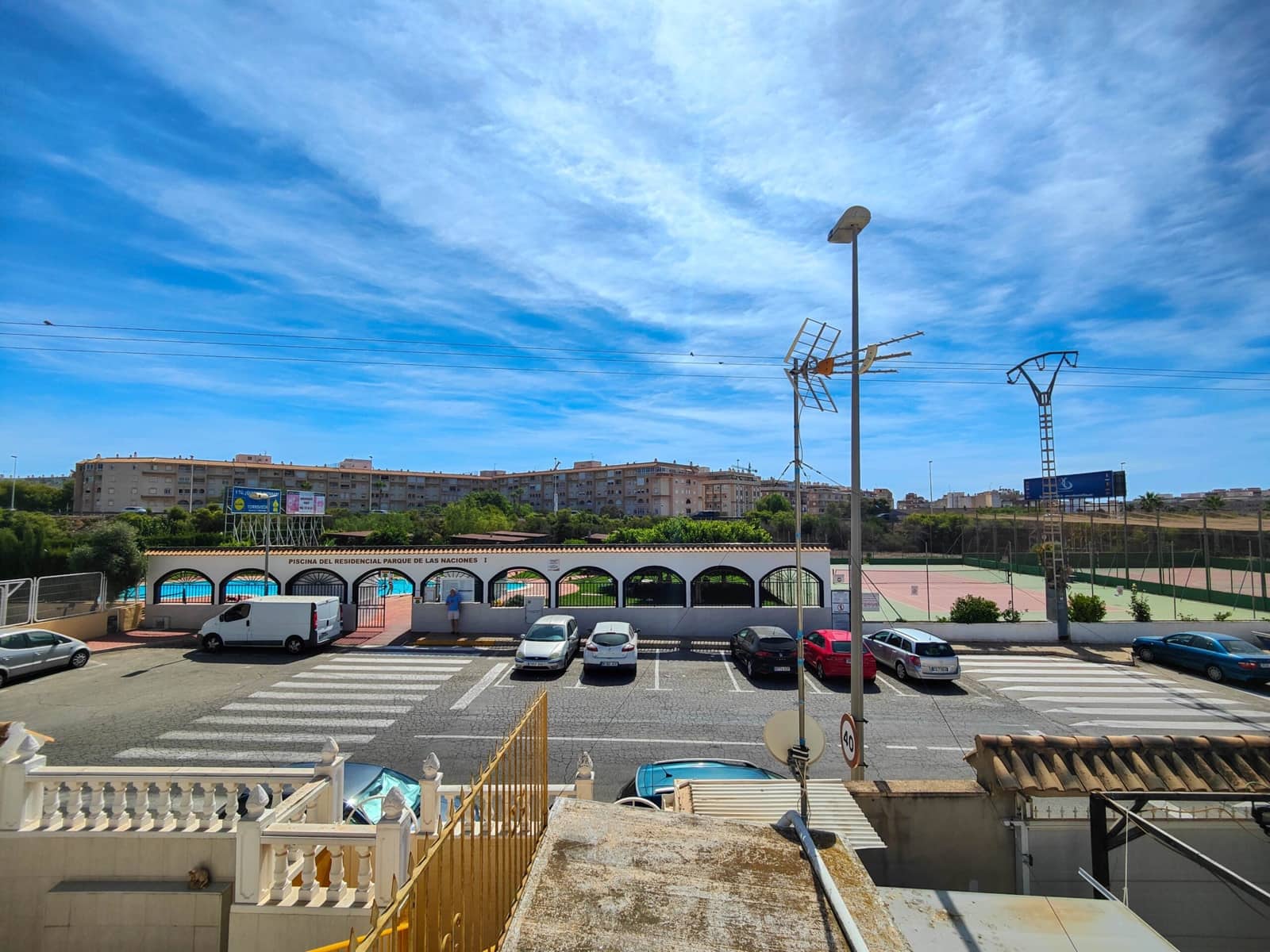 3 soveværelse Penthouse til salg i Torrevieja med swimmingpool - € 159.500 (Ref: 9390005)