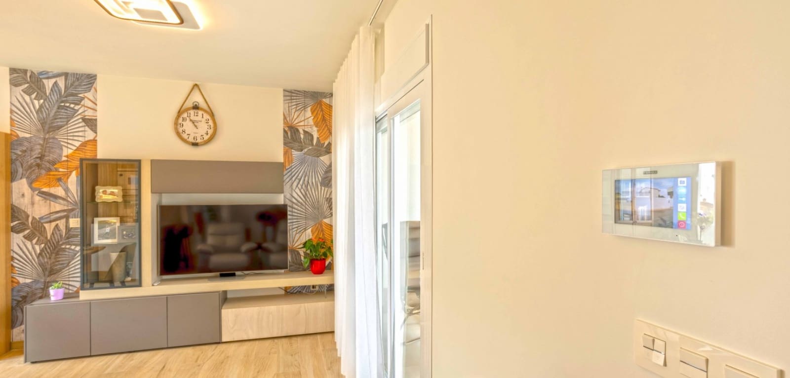 2 soveværelse Penthouse til salg i Villamartin med swimmingpool garage - € 299.950 (Ref: 9393749)