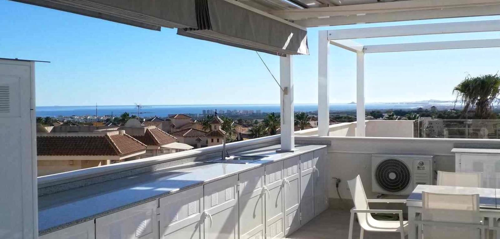 2 soveværelse Penthouse til salg i Villamartin med swimmingpool garage - € 299.950 (Ref: 9393749)