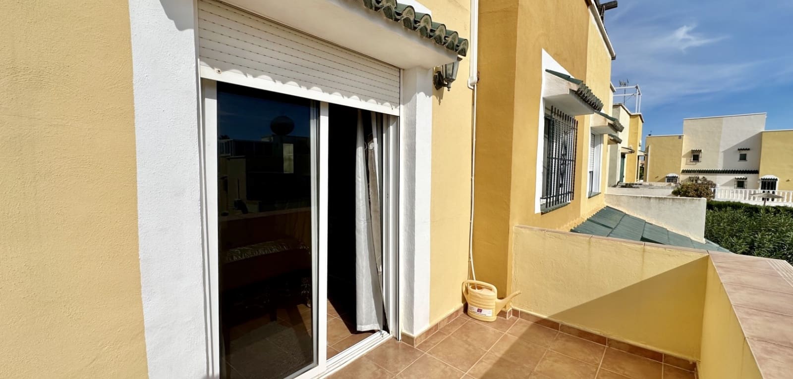 3 bedroom Townhouse for sale in Playa Flamenca with pool - € 185,000 (Ref: 9393754)