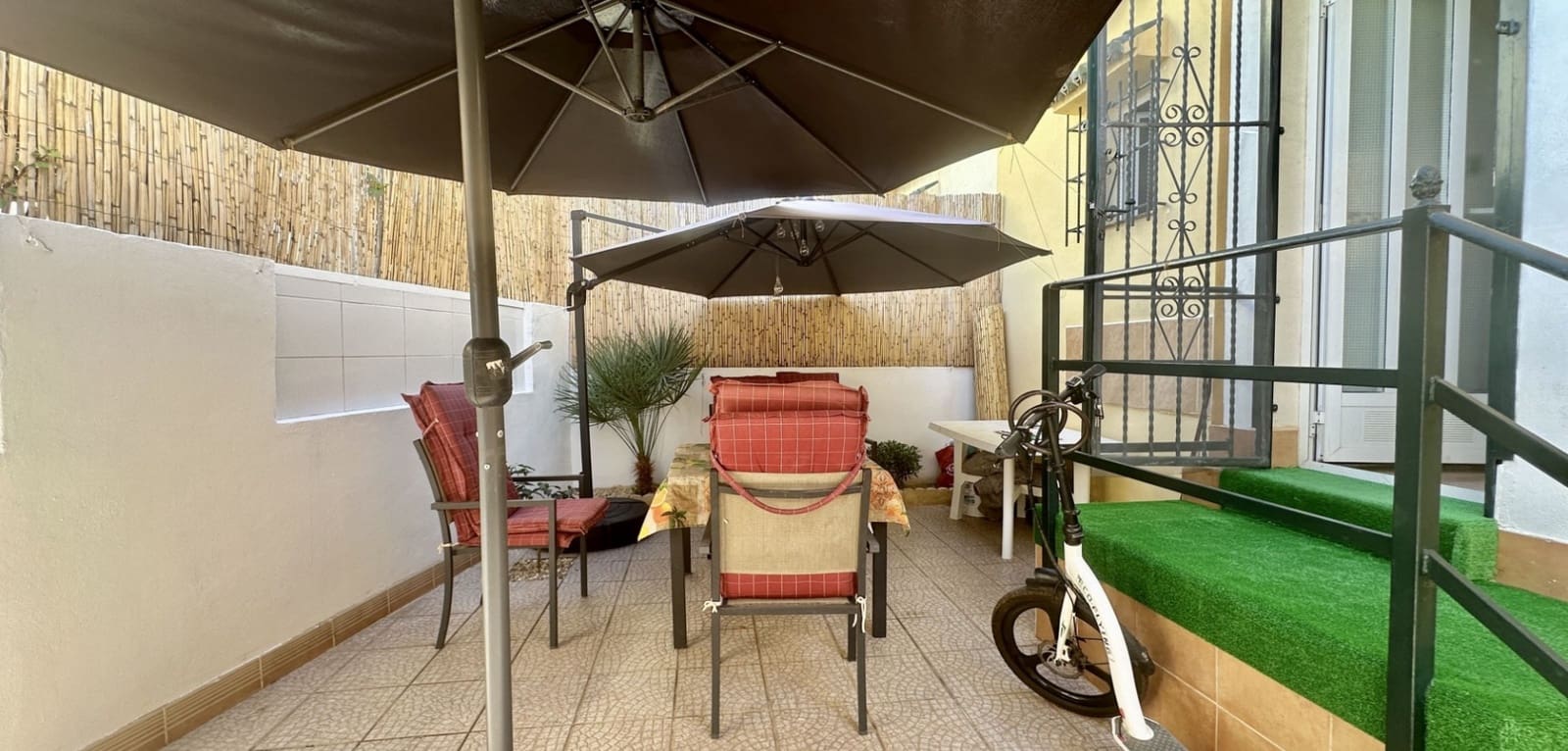 3 bedroom Townhouse for sale in Playa Flamenca with pool - € 185,000 (Ref: 9393754)