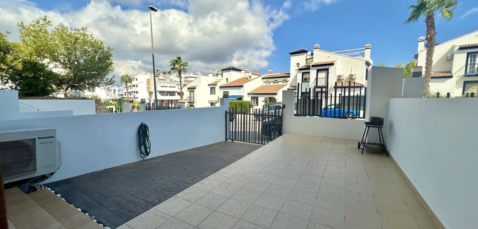 2 makuuhuone Huoneisto myytävänä paikassa Villamartin mukana uima-altaan - 260 000 € (Ref: 9393756)