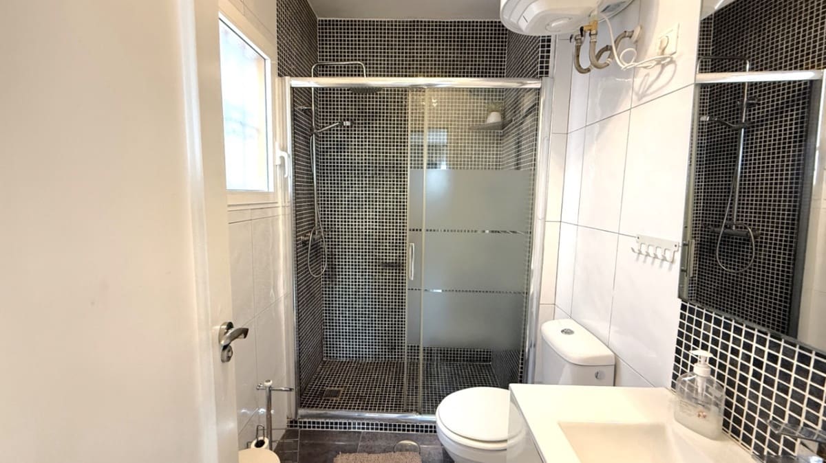 3 soverom Penthouse til salgs i La Zenia med svømmebasseng - € 214 900 (Ref: 9409086)