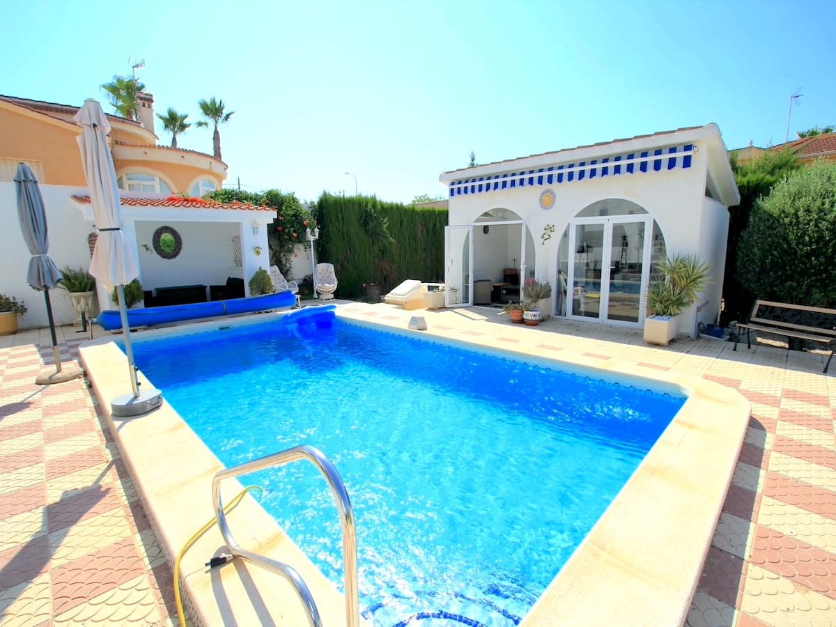 3 quarto Moradia para venda em Ciudad Quesada com piscina - 399 950 € (Ref: 9409091)