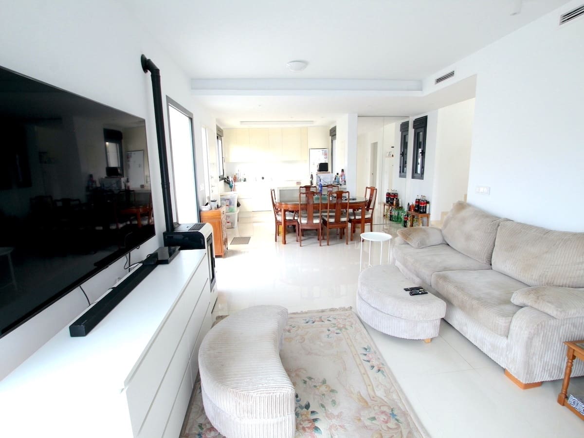 4 camera da letto Villa in vendita in Ciudad Quesada con piscina - 565.000 € (Rif: 9409093)