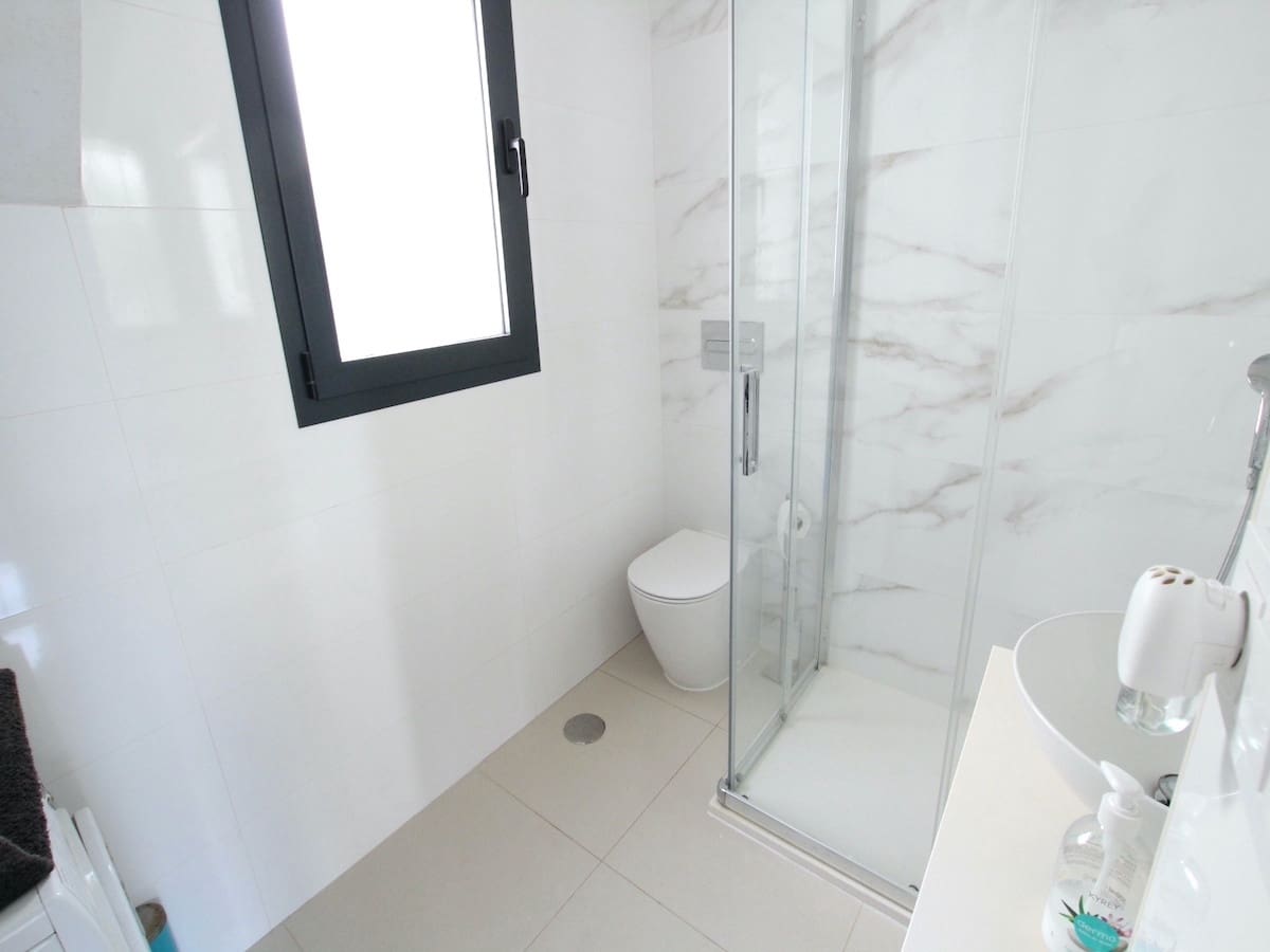 4 bedroom Villa for sale in Ciudad Quesada with pool - € 565,000 (Ref: 9409093)