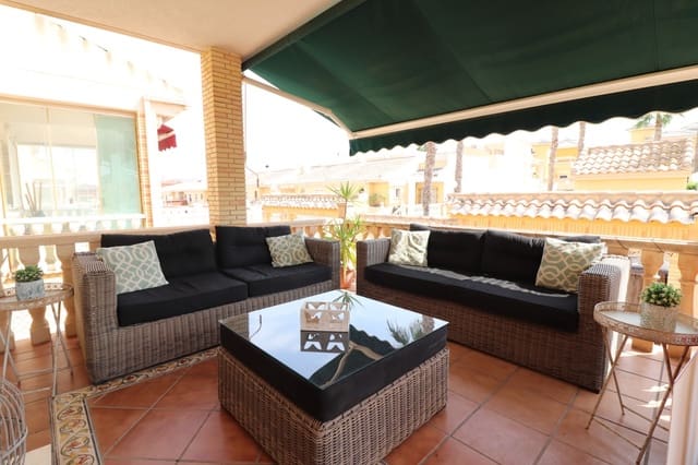 5 soveværelse Villa til salg i Lo Crispin, Algorfa med swimmingpool - € 350.000 (Ref: 9409096)