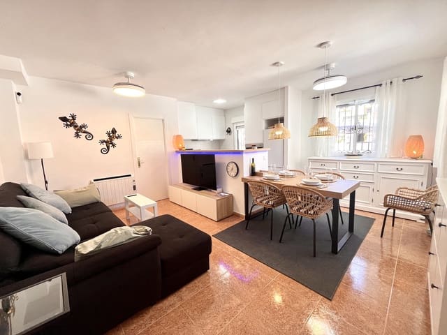 3 bedroom Townhouse for sale in Los Montesinos with pool - € 199,999 (Ref: 9413526)