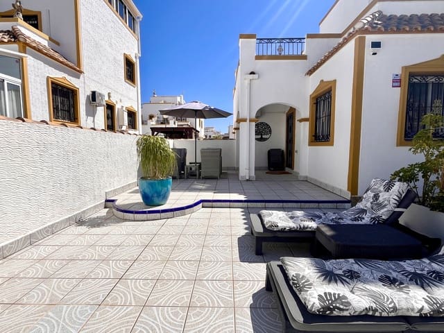 3 bedroom Townhouse for sale in Los Montesinos with pool - € 199,999 (Ref: 9413526)