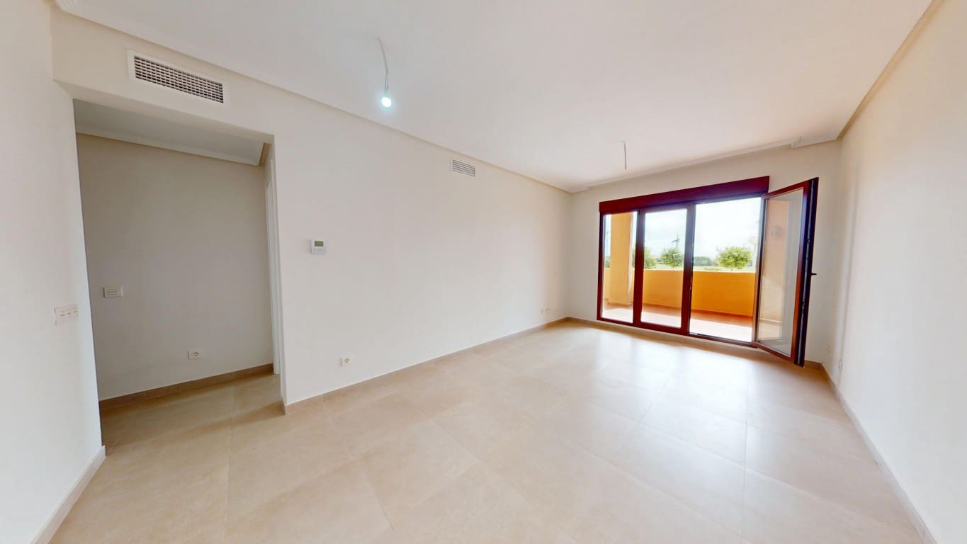 2 bedroom Apartment for sale in Los Alcazares with pool garage - € 175,000 (Ref: 9425651)