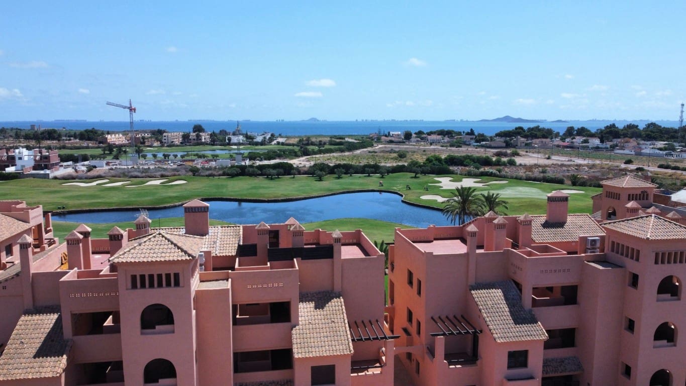 2 bedroom Apartment for sale in Los Alcazares with pool garage - € 175,000 (Ref: 9425651)