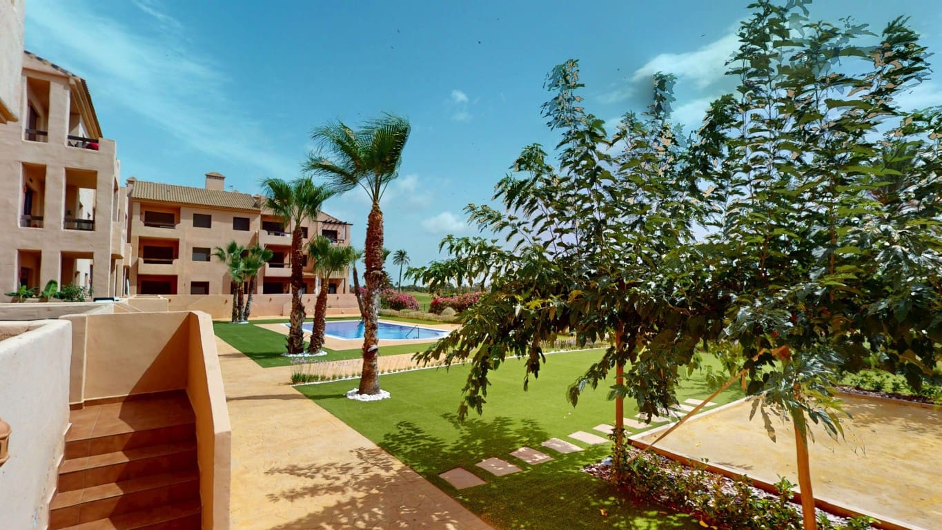 2 bedroom Apartment for sale in Los Alcazares with pool garage - € 175,000 (Ref: 9425651)