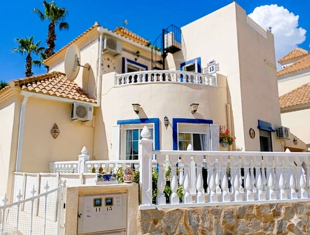 3 bedroom Villa for sale in Villamartin, Orihuela - € 260,000 (Ref: 9425652)