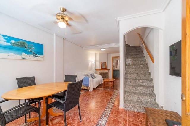 3 quarto Casa em Banda para venda em Playa Flamenca, Orihuela com piscina - 169 000 € (Ref: 9426844)