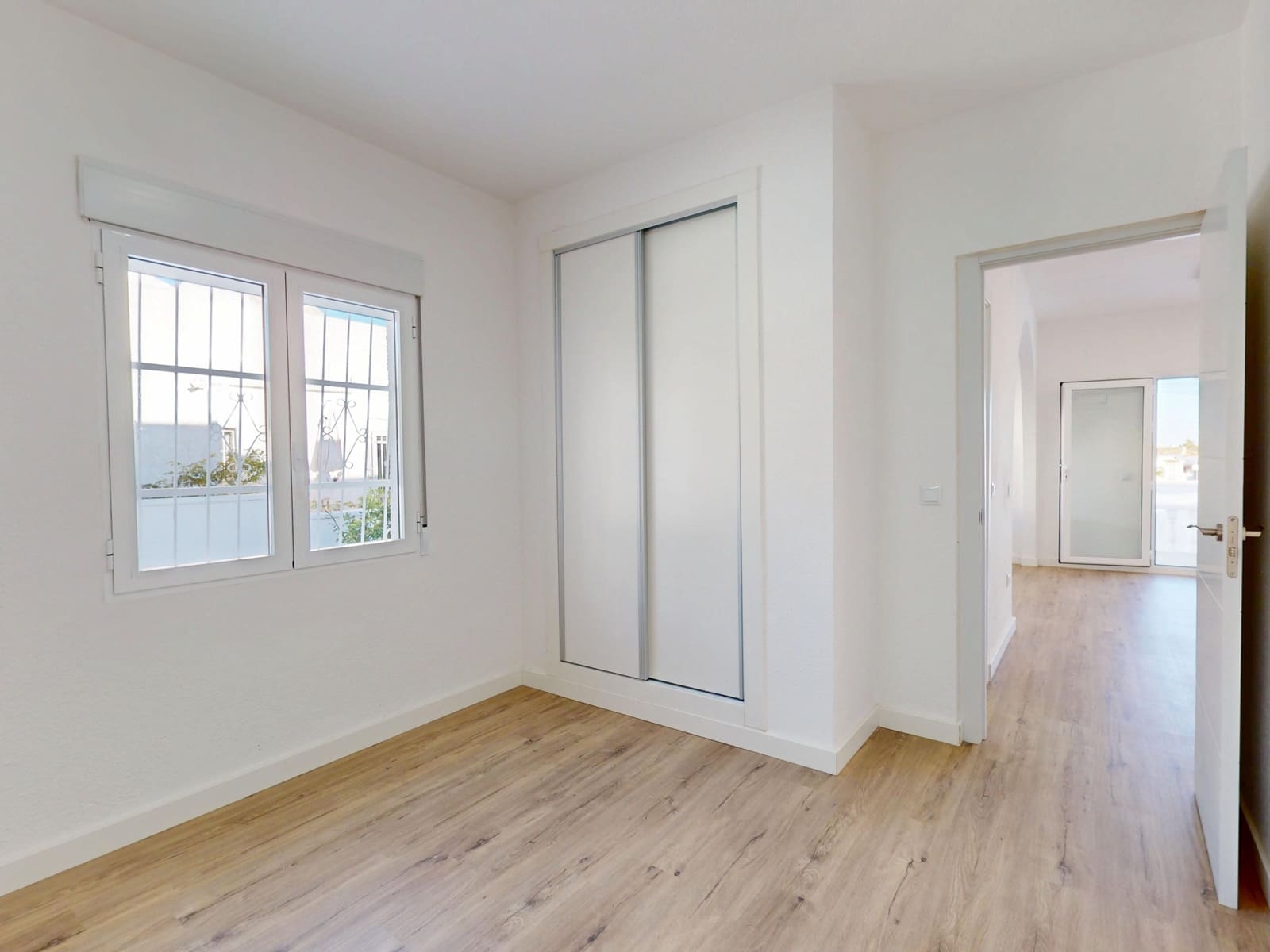 2 soverom Hus til salgs i Villamartin med svømmebasseng - € 199 995 (Ref: 9431744)