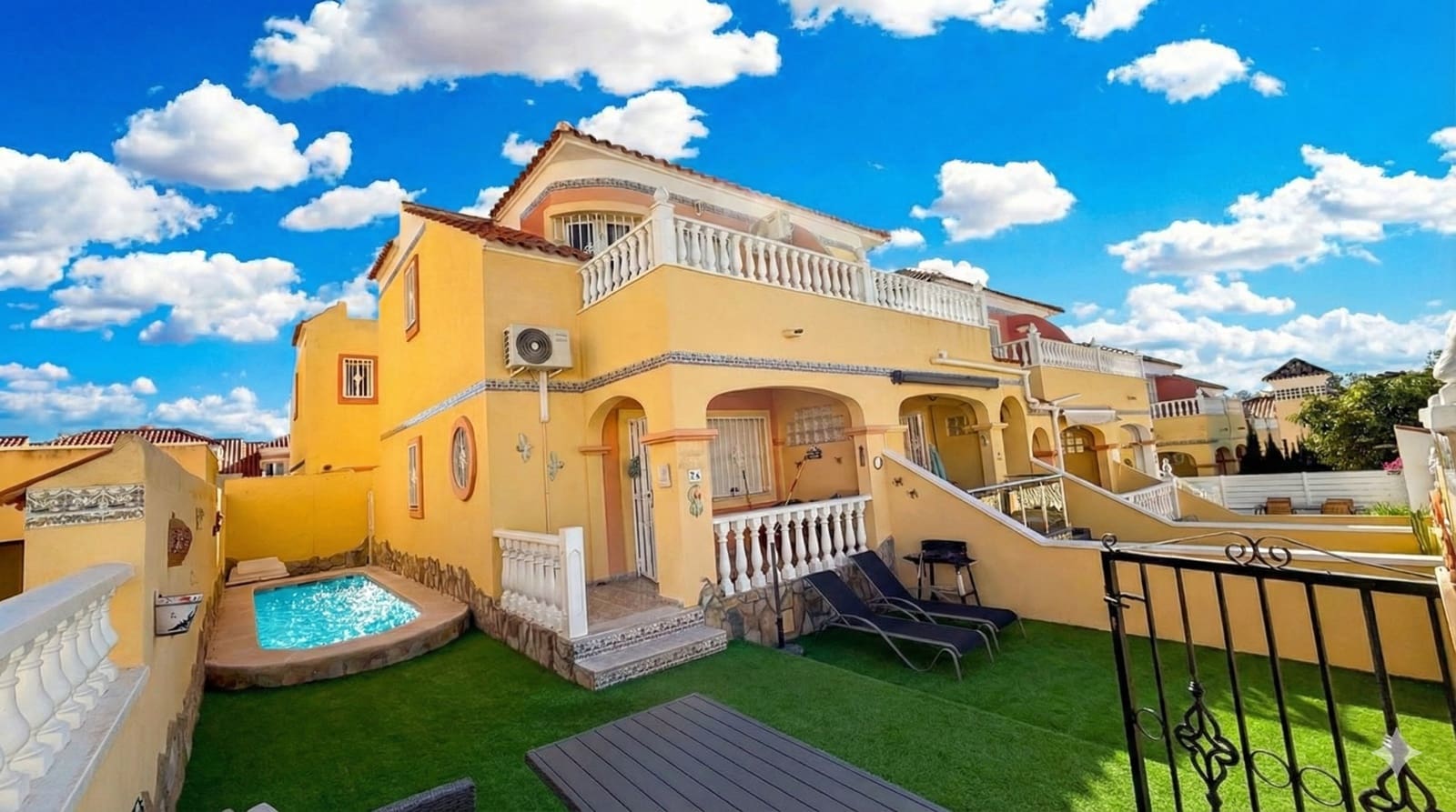 2 camera da letto Casa in vendita in Villamartin con piscina - 230.000 € (Rif: 9432838)