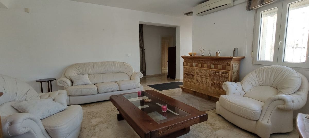 3 soverom Villa til salgs i Villamartin med svømmebasseng garasje - € 465 000 (Ref: 9441742)