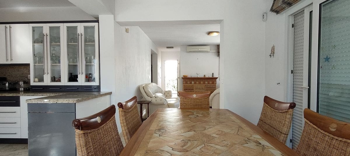 3 soverom Villa til salgs i Villamartin med svømmebasseng garasje - € 465 000 (Ref: 9441742)