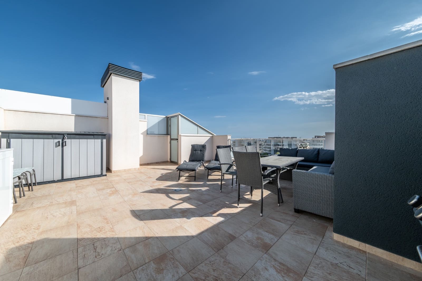 3 soveværelse Penthouse til salg i Villamartin med swimmingpool garage - € 339.000 (Ref: 9441746)