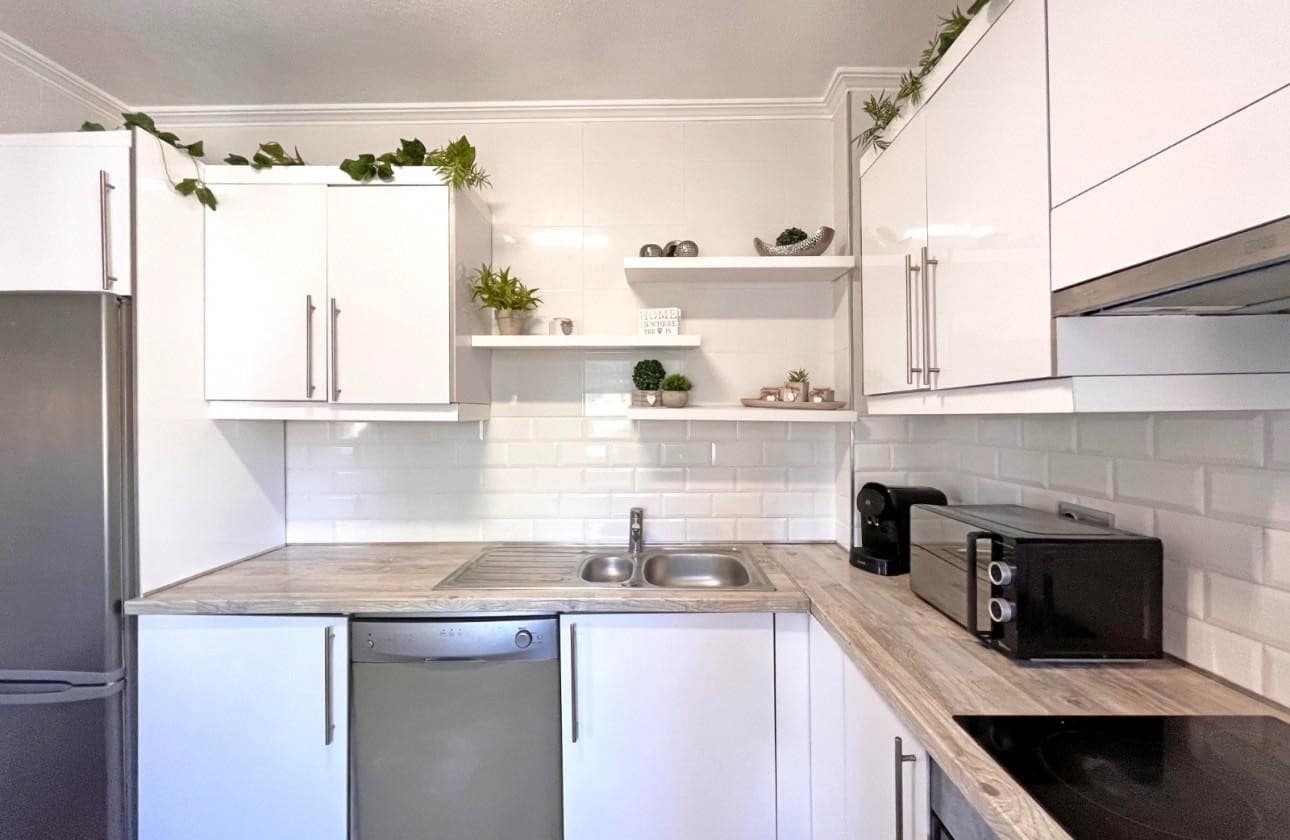 4 sypialnia Willa na sprzedaż w La Zenia z basenem - 399 000 € (Ref: 9441747)