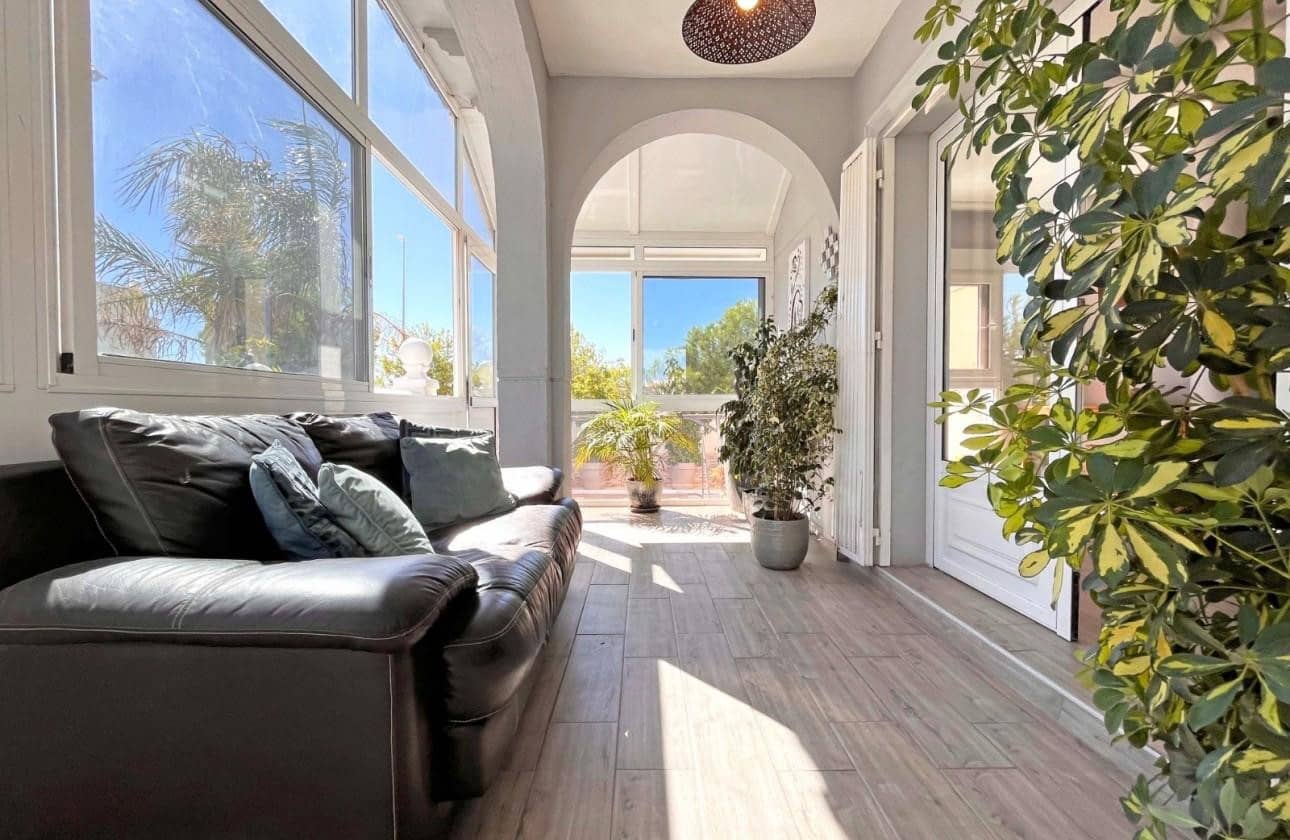 4 sypialnia Willa na sprzedaż w La Zenia z basenem - 399 000 € (Ref: 9441747)