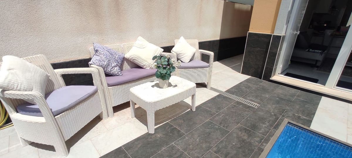 3 sypialnia Willa na sprzedaż w La Zenia z basenem - 369 000 € (Ref: 9441748)