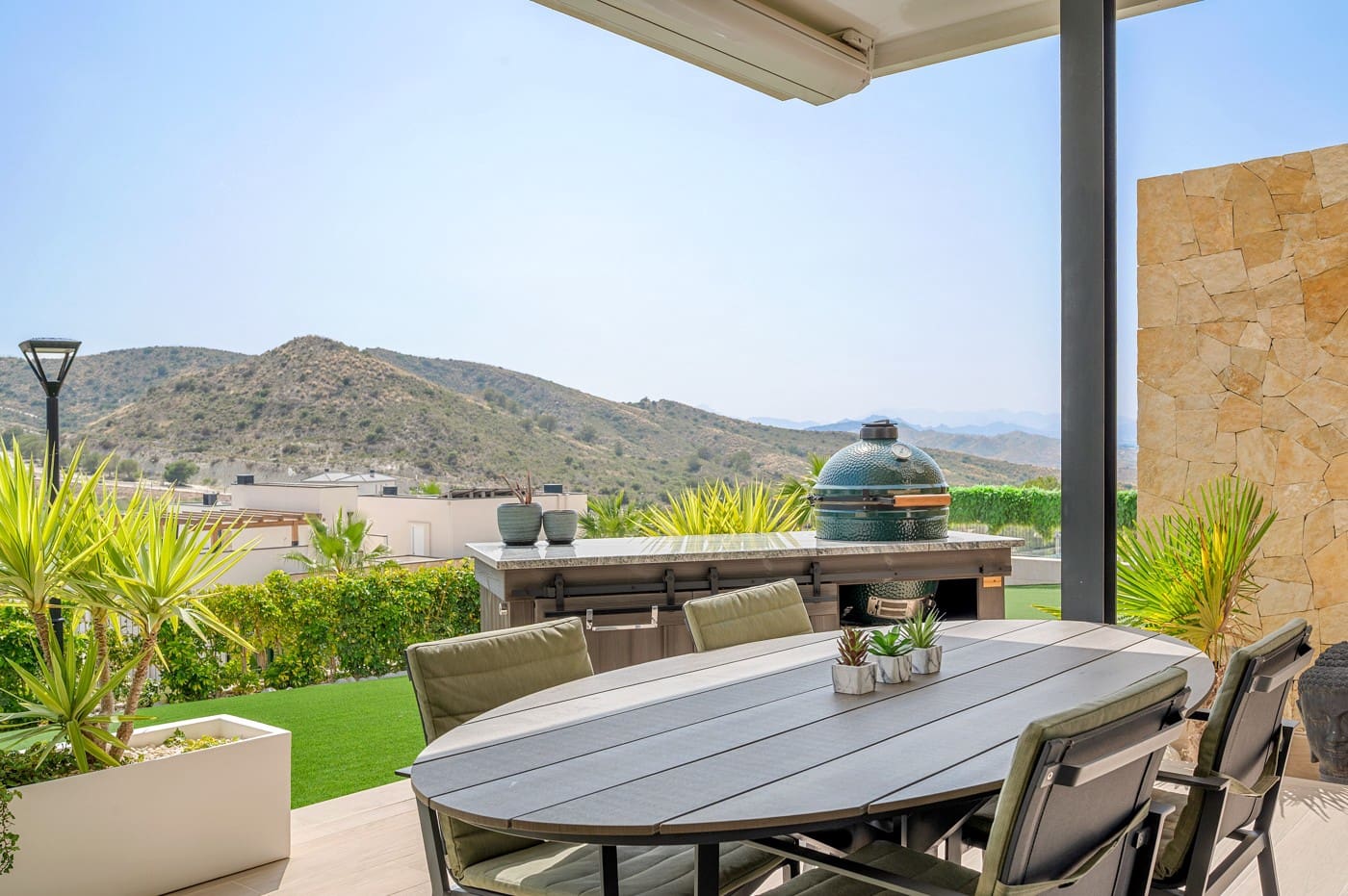 2 bedroom Apartment for sale in Monforte del Cid with pool garage - € 339,500 (Ref: 9445738)