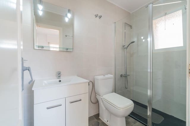 1 quarto Bungalow para venda em Los Balcones com piscina - 109 000 € (Ref: 9448995)