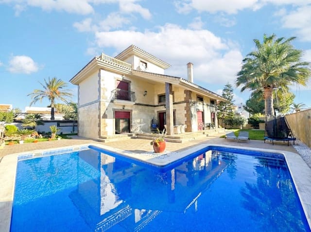 4 sovrum Villa till salu i Cabo Roig, Orihuela med pool - 1 700 000 € (Ref: 9452479)