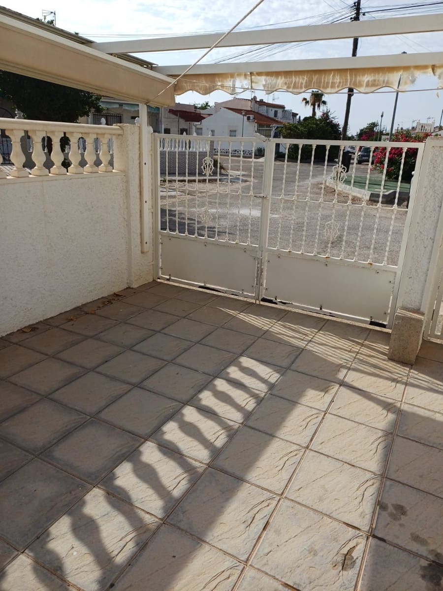 2 sypialnia Dom na sprzedaż w Torrevieja z basenem - 144 000 € (Ref: 9452743)