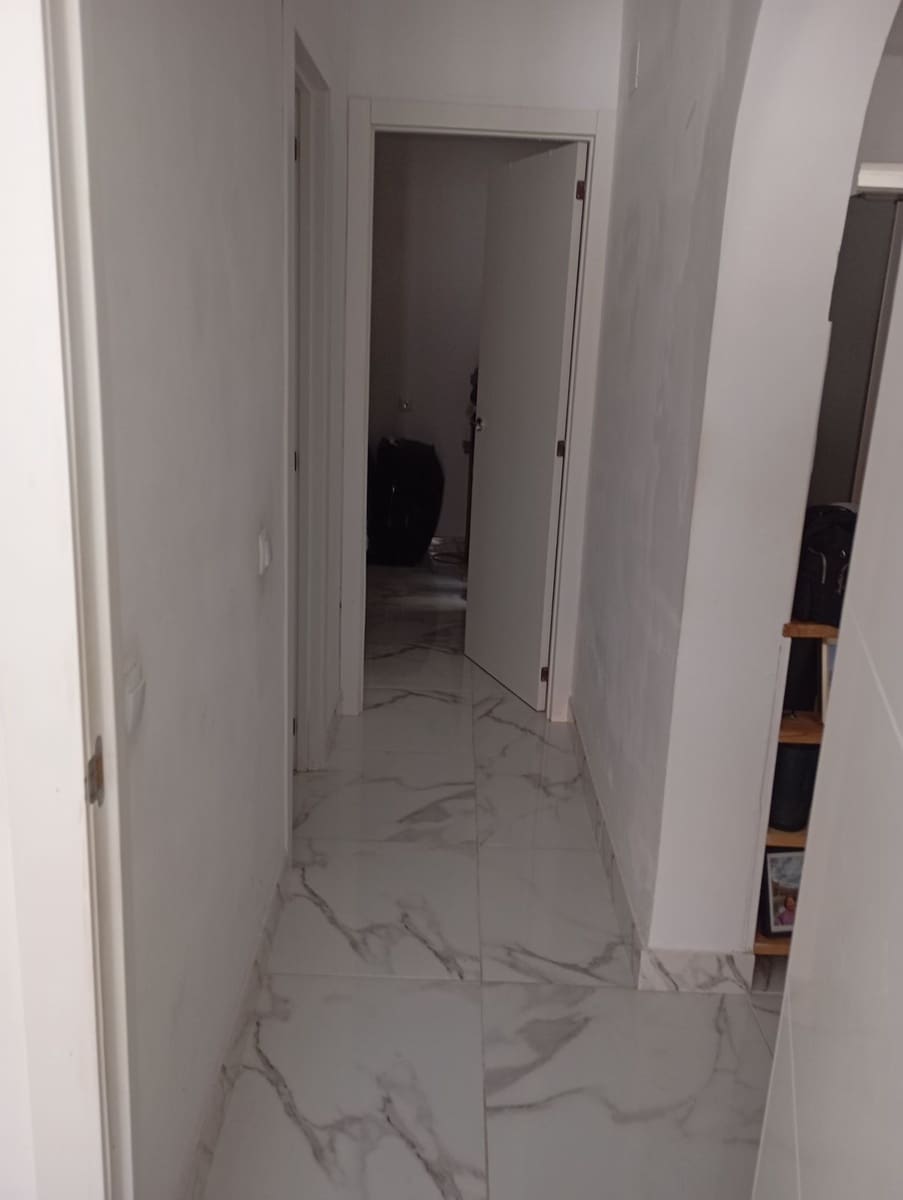 2 quarto Apartamento para venda em Torrevieja com piscina - 145 000 € (Ref: 9452864)