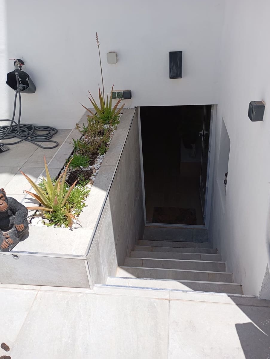 2 quarto Apartamento para venda em Torrevieja com piscina - 145 000 € (Ref: 9452864)