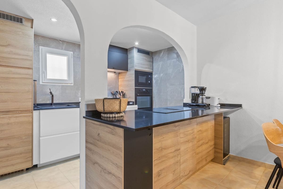 2 sovrum Lägenhet till salu i Los Altos med pool - 149 000 € (Ref: 9452867)