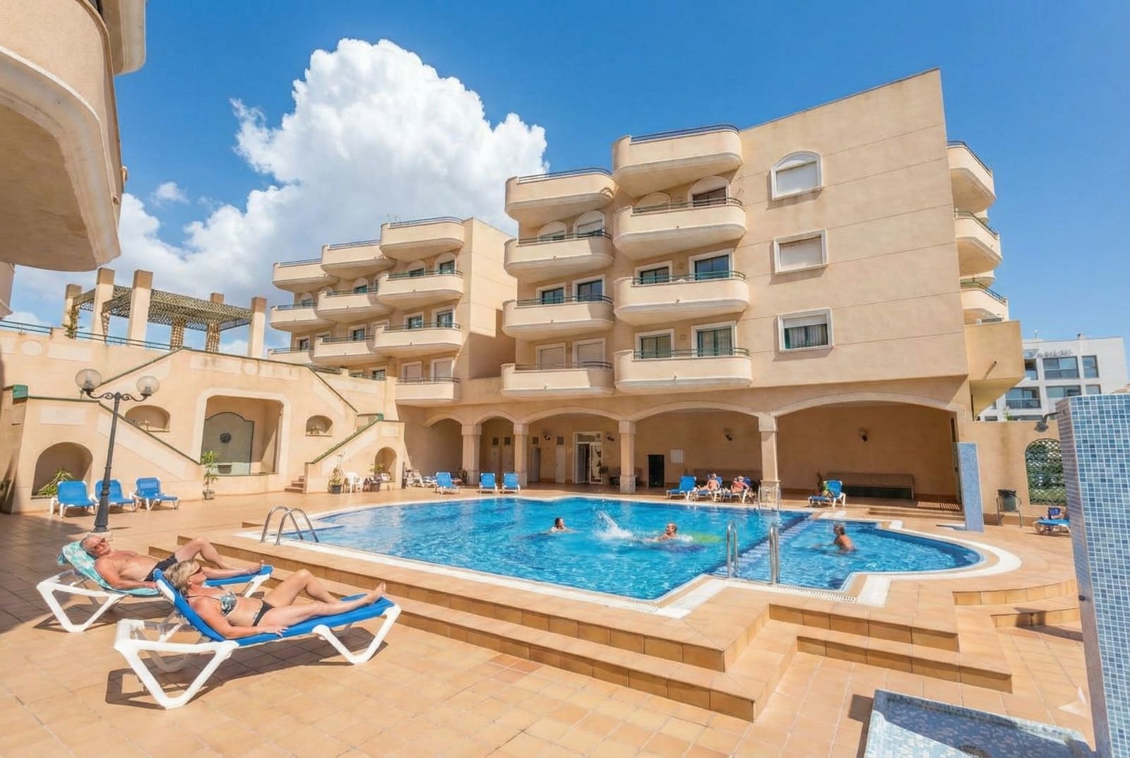 2 bedroom Apartment for sale in Cabo Roig with pool - € 160,000 (Ref: 9453031)