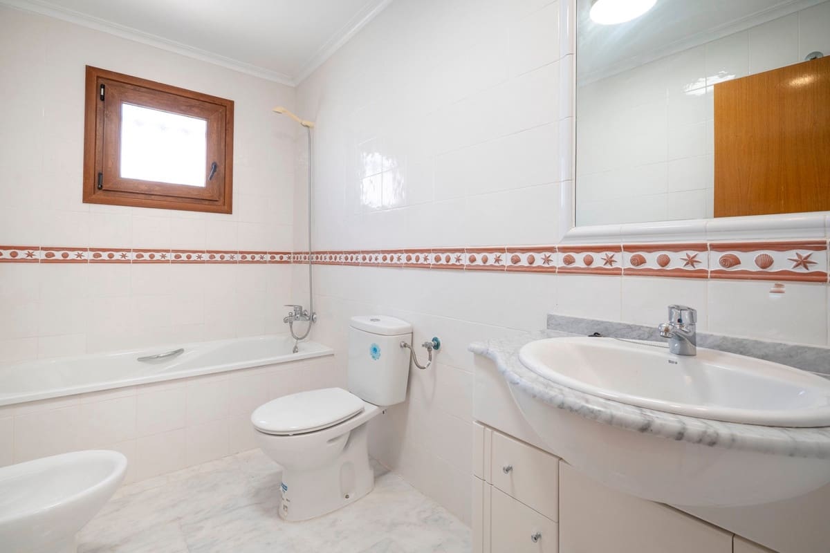 2 soverom Villa til salgs i San Miguel de Salinas med svømmebasseng - € 179 000 (Ref: 9453032)